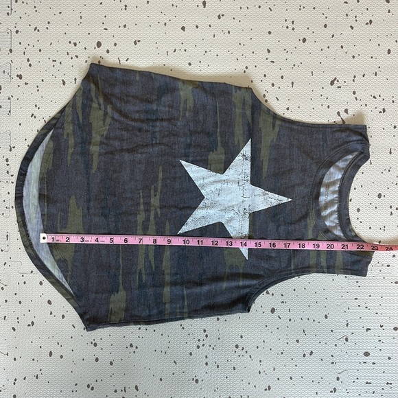 💘 GRAYSON THREADS - WHITE STAR VINTAGE STYLE ARMY CAMO TANK - Picture 6 of 6